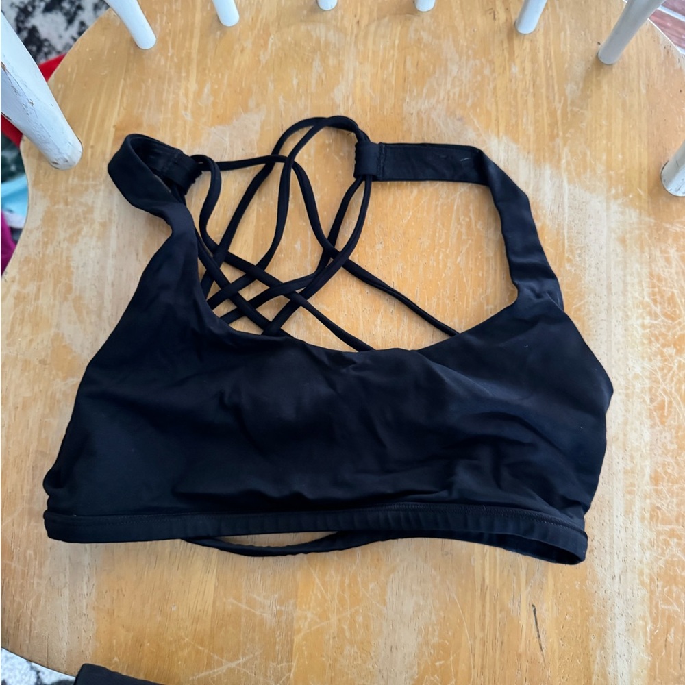 Lululemon Free To Be Bra